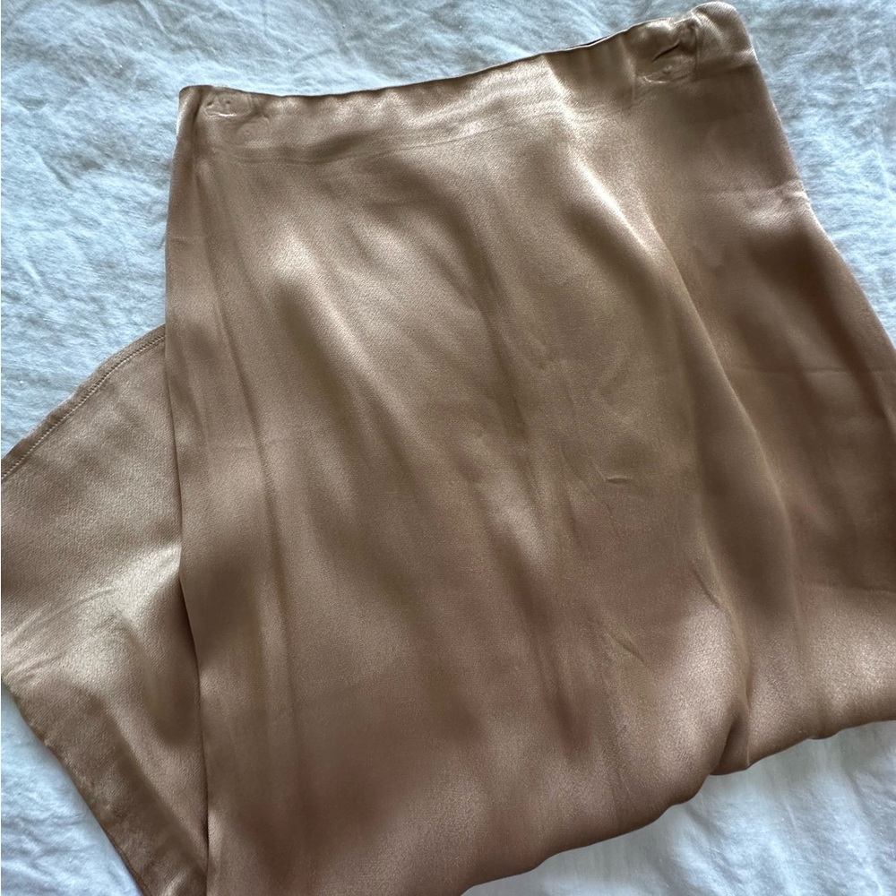 Midi satin skirt